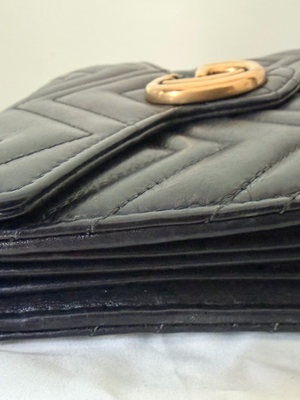 Authenticated Gucci GG Marmont Black Chevron Leather Wallet on Chain Gold - Picture 3 of 14